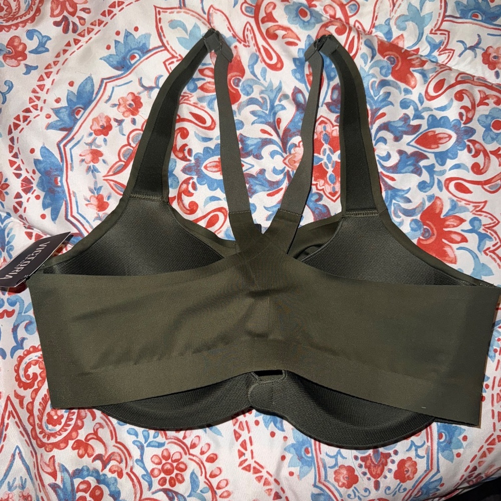 VSX sports bra - Picture 3 of 4